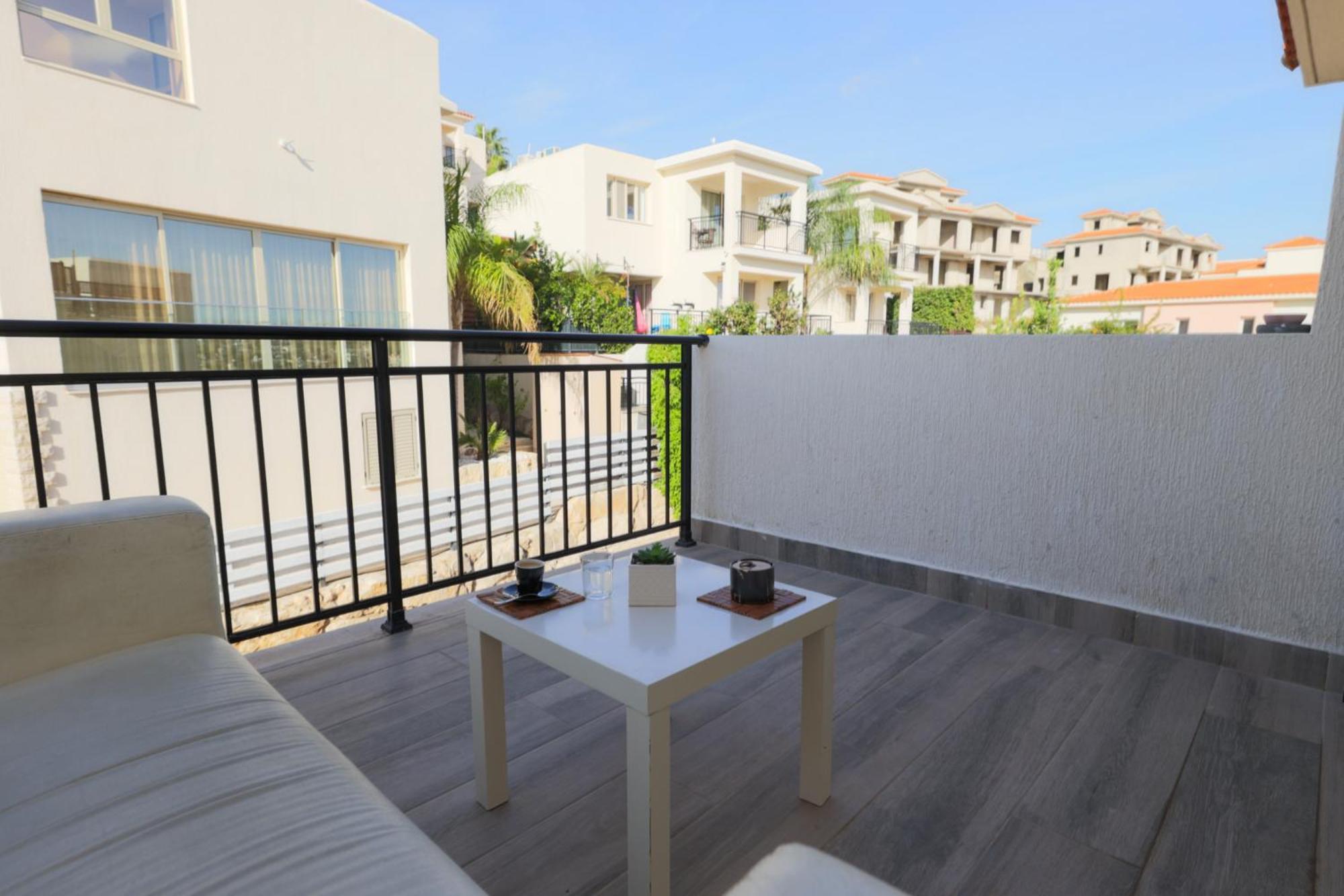 Eden Blue-Horizon 1B, Paphos, Sea View, Pool Apartment Konia Exterior photo